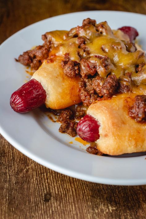 Chili Hotdogs, Keto Chilli, Chili Cheese Dog Recipe, Chilli Cheese Dogs, Chili Dog Casserole, Weekend Meal Prep, Casserole Keto, Keto Chili, Fat Head Dough