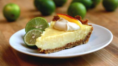 Mango Key Lime Pie-wow! I 1 1/3 the recipe to use a full can of sweetened condensed milk and made a full pie and 2 individual servings to share. Mango Key Lime Pie Recipe, Mango Key Lime Pie, Mango Desserts, Mango Pie, Publix Recipes, Key Lime Pie Recipe, Homemade Hamburger Buns, Lime Pie Recipe, Keylime Pie Recipe