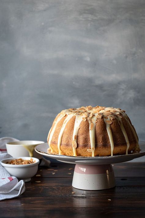 This is an easy recipe for a moist vanilla bundt cake with a hint of white chocolate flavor. Cover it with a white chocolate ganache for the perfect dessert. #vanilla #white #chocolate #easy #homemade #cake #bundt #dessert #ganache #eggwhites White Chocolate Cake Recipe, Vanilla Bundt Cake Recipes, White Ganache, Vanilla Bundt Cake, White Chocolate Glaze, Best White Chocolate, White Chocolate Cake, White Chocolate Ganache, No Salt Recipes