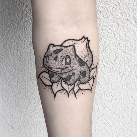 Pokemon Flash Tattoo, Bulbasaur Tattoo, Pikachu Tattoo Design, Japanese Phoenix Tattoo, Pikachu Tattoo, Sharpie Tattoos, Pokemon Tattoo, Tattoo Flash Sheet, Tattoo Fails