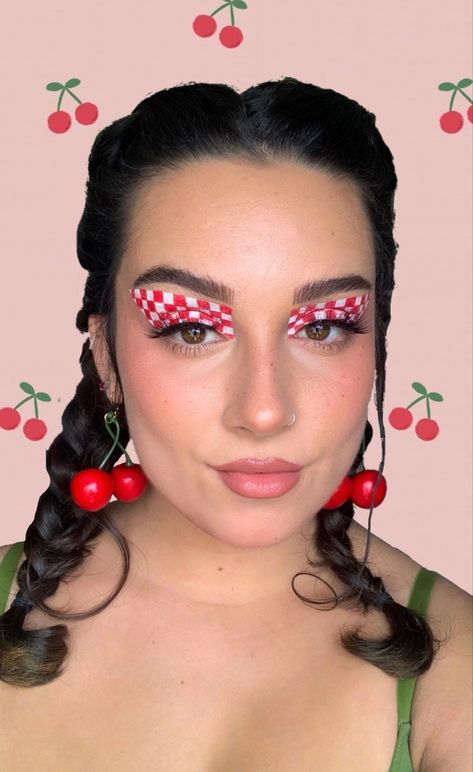 (@byaliwood on IG/TikTok) colorful eye makeup, checker eyeliner, red white, picnic blanket, makeup inspo inspiration Checkered Eye Makeup, Checkered Eyeliner, Cherry Eye Makeup, Cherry Moodboard, Picnic Makeup, Camp Makeup, White Picnic Blanket, Checkered Makeup, White Picnic