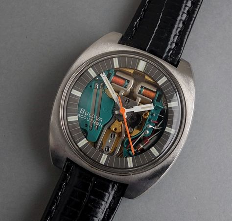 Accutron Spaceview, White Watches For Men, Suunto Watch, Bulova Accutron, Stylish Watches Men, Tuning Fork, Nixon Watch, Bulova Watches, Tissot Watches