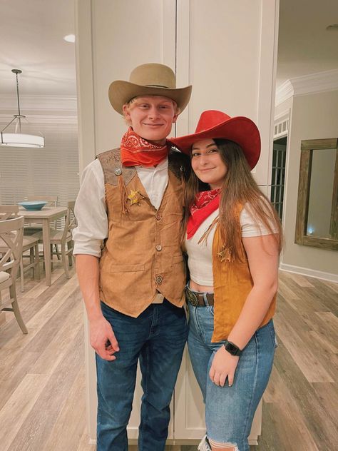 Cowboy Couple Costume, Cowboy Halloween Costume, Matching Costume, Cops And Robbers, Cute Couple Halloween Costumes, Matching Costumes, Halloween 2024, Couple Halloween, Purim