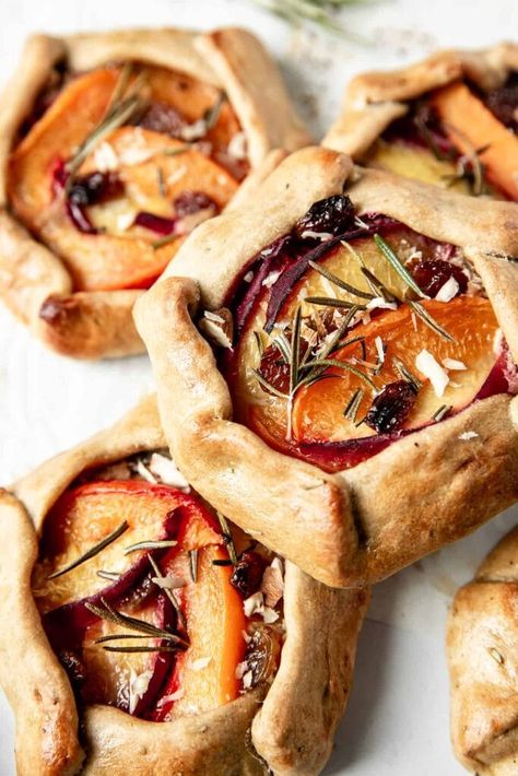 Easy Vegan Mini Rustic Apricot Peach Galette - Early Brawd Apricot Danish, Peach Galette Recipe, Apricot Pie, Peach Galette, Dessert For Summer, Fruit Pastries, Galette Recipe, Support Local Farmers, Pastry Crust