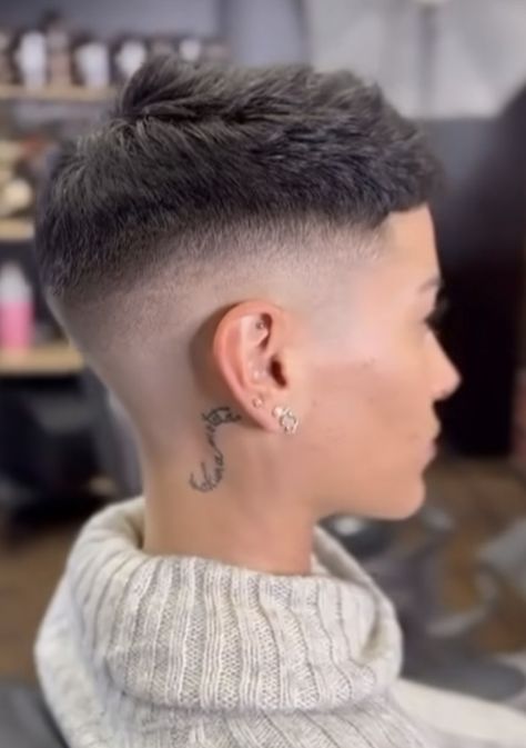 Buzzcut Fade Women, High Fade Women Haircut Short, French Crop Women Hair, High Fade Haircut Women, Faded Buzzcut For Women, Pixie With Short Sides, Low Taper Fade Haircut Women, Skin Fade Haircut Women, Jenny Hairstyle