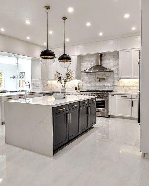 Casa Country, Dream Kitchens Design, Kitchen Transformation, Kitchen Remodel Design, Kitchen Remodel Inspiration, Casa Vintage, Kitchen Interior Design Modern, White Kitchen Design, White Modern Kitchen