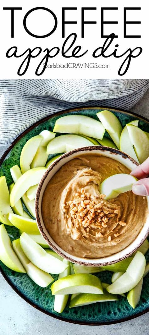 Toffee Cream Cheese Apple Dip (+ how to keep apples from browning) Toffee Apple Dip, Cream Cheese Apple Dip, Apple Dip Recipe, Fruit Dips Recipes, Caramel Dip, Best Thanksgiving Recipes, Party Dip, Carlsbad Cravings, Best Christmas Recipes