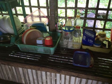 For poor families, the bangerahan serves as storage for kitchen utensils, cooking ingredients... Poor Kitchen, Filipino Kitchen, Nipa Hut, Extra Counter Space, Storage For Kitchen, Bahay Kubo, Tropical House Design, Bamboo House Design, Bamboo Kitchen