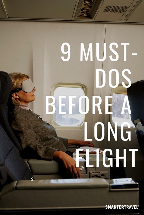 How to prepare for a long flight? Wear comfy clothes, load your tablet, be picky about your airline, and heed these other tips to help you arrive sanely. Long Haul Travel Outfit, International Flight Outfit, Long Haul Flight Outfit, Long Flight Outfit, Flying Tips, Long Flight Tips, Long Suffering, Flight Tips, Travelling Tips