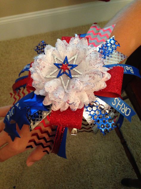 Homecoming Wrist Mum Texas Mums, Homecoming Flowers, Homecoming Corsage, Football Mums, Texas Homecoming Mums, Homecoming Spirit, Homecoming Garter, Floral Design Classes, Football Homecoming