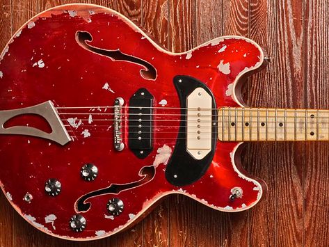 Old Musical Instruments, Electric Guitar Design, Cool Electric Guitars, Body Electric, Guitar Design, Vintage Electric Guitars, Gretsch, Electric Guitars, Train Rides