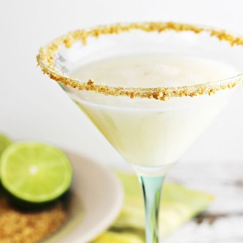 Coconut-Key Lime Pie Martini Recipe Key Lime Dessert Recipes, Lime Dessert Recipes, Key Lime Pie Martini, Key Lime Martini, Key Lime Recipes, Key Lime Desserts, Lime Desserts, Key Lime Juice, Lime Recipes