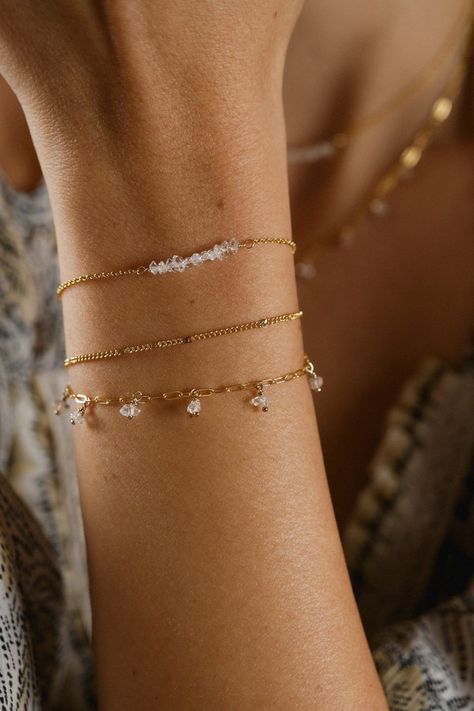 Bracelet "Esia Simplistic Jewelry, Like Symbol, Shiny Jewelry, Ankle Chain, Diy Wire Jewelry, Ear Climbers, Jewelry Lookbook, Herkimer Diamond, Pearl Chain