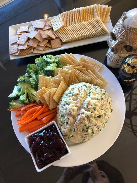 Bacon Appetizer, Brain Mold, Extra Sharp Cheddar, Halloween Dishes, Bacon Appetizers, Food Mold, Fall Snacks, Halloween Appetizers, Cheesy Bacon