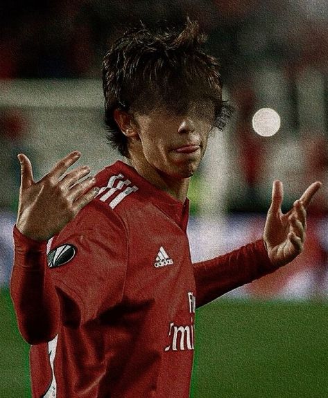 Soccer Pfp Matching, Football Pics Aesthetic, Soccer Profile Pictures, Football Profile Pictures, Soccer Pfp, Futbol Aesthetic, Football Profile, Joao Felix Wallpaper, Football Pfp