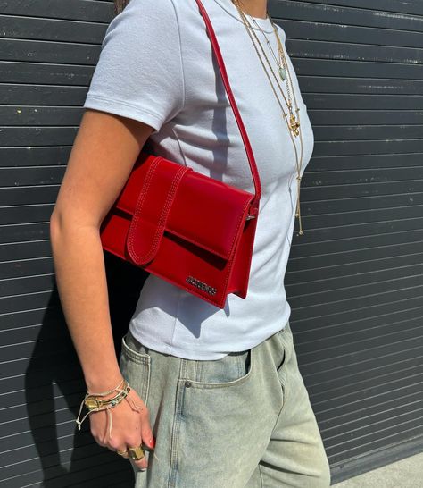 Give major *it girl* vibes with the Jacquemus ‘Le Bambino Long’ shoulder bag in cherry red 🍒 Following the initial success of the Chiquito bags, Jacquemus has proven to more than a one hit wonder with trending bags season after season. • • • #designerconsignment #designerresale #upscaleresale #jacquemusbag #redbag #springstyle #pintereststyle #pinterestgirl #pinterestfashion #designerbags #handbagseller #bagoftheday #luxuryforless #sustainableluxury #resalenotretail #resaleboutique #consign... Jacquemus Bambino, Bags Jacquemus, Jacquemus Le Bambino Long, It Girl Vibes, Toronto Shopping, Trending Bags, Jacquemus Bag, One Hit Wonder, Consignment Boutique