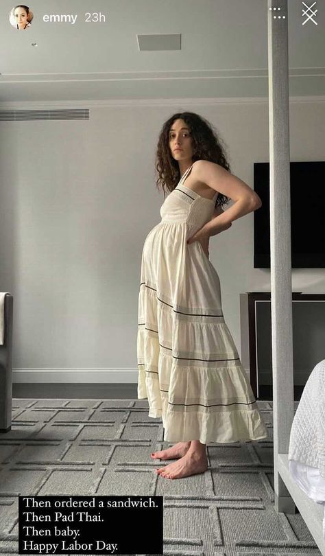 Emmy Rossum Instagram, Emmy Rossum Style, Labor Day Holiday, Baby Bump Photos, Baby Daughter, Bump Photos, Emmy Rossum, Celebrity Babies, Pregnancy Outfits