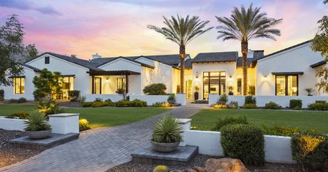 Celebrity Home, Christian Yelich, Single Story Homes, Modern Ranch, Celebrity Homes, Fire Features, Paradise Valley, Celebrity Houses, Resort Style