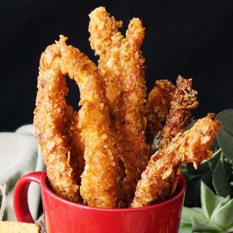 Chicken Sticks - Cooking TV Recipes Chicken Sticks Recipes, Magwinya Recipe, Chicken Stick, Chicken Sticks, Chicken Finger, Chicken Chips, Chicken On A Stick, Tasty Videos, Chicken Fingers