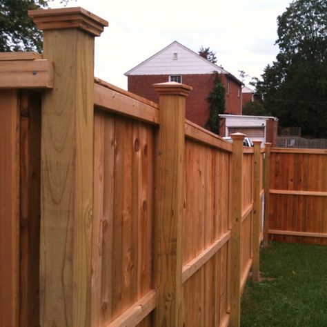 Fence City: 72" High Solid with Cap & Face Fence - Red Cedar 1 x 4" Red Cedar Fence, Fence Staining, Shadow Box Fence, Fence Stain, Farmhouse Outdoor, Construction Ideas, Cedar Fence, Fence Ideas, Backyard Fences