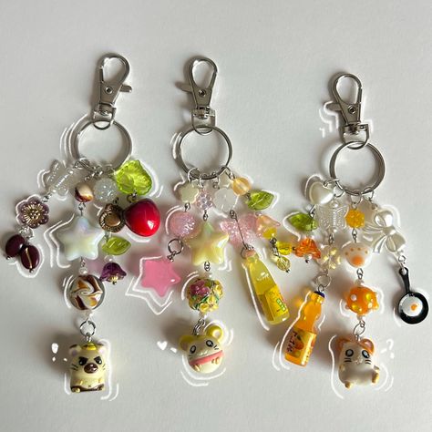 Pastel Academia, Keychain Beads, Anime Show, Phone Charms, Charm Keychain, Kawaii Design, Resin Charms, Beaded Keychains, Phone Charm