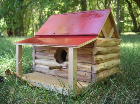 Log Cabin Bird House Log Cabin Bird House, Rustic Bird Feeders, Diy Log Cabin, Bird House Plans Free, How To Build A Log Cabin, Bird House Plans, Cedar Log, Bird House Kits, How To Waterproof Wood