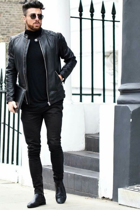 Black Outfit Men, Man In Black, Black Jeans Outfit, Mens Fashion Blog, 2017 Fashion Trends, Outfit Jeans, Popular Mens Fashion, Mens Fashion Suits, Black Men Fashion