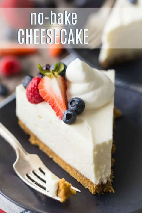 Simple No Bake Cheesecake, Strawberry Caramel, Cheesecake Recipes Easy Homemade, Cheesecake Recipes Philadelphia, Berry Desserts, No Bake Cheesecake Filling, Cheesecake Easy, Fruit Christmas, Easy No Bake Cheesecake