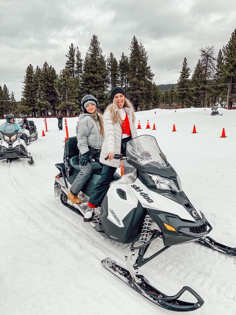 Snow Mobile Outfit, Snow Mobile Aesthetic, Snow Mobile Pictures, Snowmobiling Aesthetic, Ski Instagram Pictures, Skiing Instagram Pictures, Winter Getaway Outfits, Snowmobile Instagram Pictures, Snow Mobiling