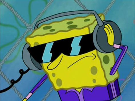 DJ Spongebob Spongebob Funny Pictures, Spongebob Faces, Spongebob Pics, Playlist Covers Photos, Music Cover Photos, Best Song, Spongebob Wallpaper, Spongebob Funny, Spongebob Memes