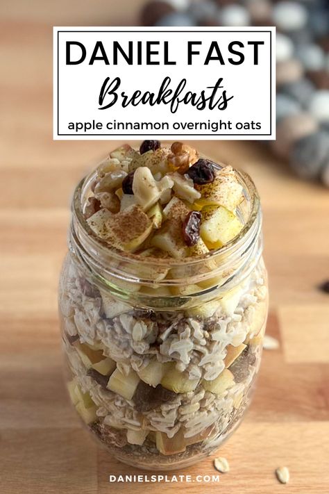 Raisin Overnight Oats, Overnight Oats Daniel Fast, Daniel Fast Overnight Oats Almond Milk, 21 Day Daniel Fast Recipes, Low Carb Daniel Fast Recipes, Daniel Fast Breakfast Recipes, Daniels Fast Breakfast, Daniel Fast Foods, Vegetarian Overnight Oats