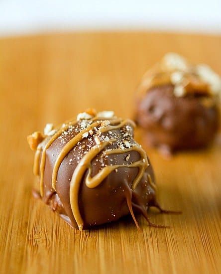 Peanut Butter-Pretzel Truffles | Chubby Hubby Truffles Truffle Recipes, Peanut Butter Pretzel, Christmas Candy Recipes, Chocolate Truffle, Think Food, Homemade Candies, Candy Desserts, Yummy Sweets, Milkshakes