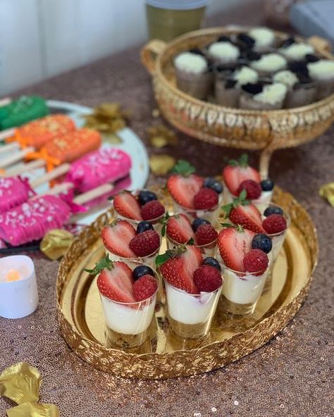 Mehendi Dessert Table, Mehndi Dessert Table Ideas, Dholki Dessert Table, Mehndi Dessert Table, Mehndi Desserts, Dholki Ideas, Theme Pics, Dream Flower, Mehendi Decor