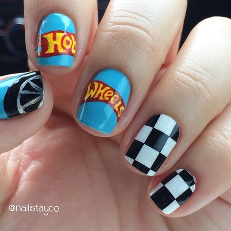 A closer look at my nails (sorry but I loved them) I hand painted the 'Hot Wheels' logo with acrylic paints over 'UV Meant to Be' by… Hot Wheels Nails Acrylics, Hot Wheels Nails, Masc Nails, Car Nails, Transportation Unit, Hot Wheels Birthday, Graduation Nails, Hot Wheels Cars, My Nails