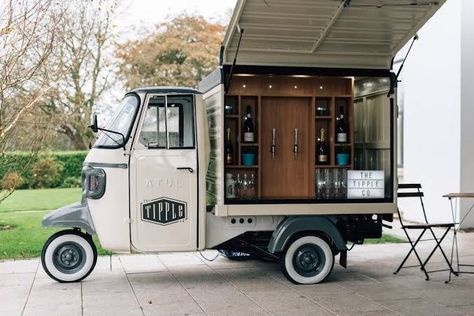 Piaggio Ape serving prosecco for corporate & private events.  For bookings please contact sales@rewardcatering.ie  #weddings #corporate #prosecco #bigday #events Prosecco Van, Bar Van, Mobile Cocktail Bar, Vespa Ape, Mobile Cafe, Piaggio Ape, Car Bar, Food Truck Business, Food Cart Design