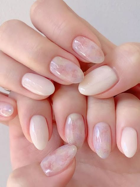 Nail White Pink, Korean Nails Ideas White, Pink White Nail Art, Japanese Gel Nail Designs Simple, Japanese Ombre Nails, Kbeauty Korean Nails, Wedding Nails Korean, Japanese Gel Manicure, Bridal Floral Nails