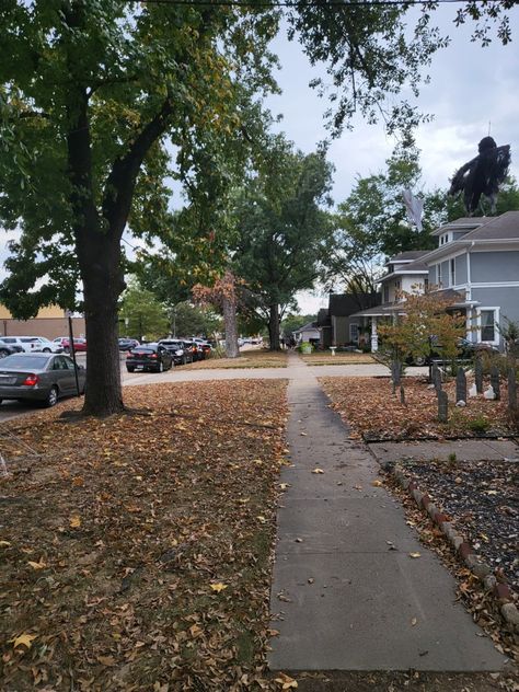 cute little neighborhood i walk through everyday after school Me Walking Into School Knowing, Walking Home From School Aesthetic, Walking To School Aesthetic, After School Aesthetic, Cute Neighborhood, Walking To School, Lighting Mood, Morning School, Outdoor Walks