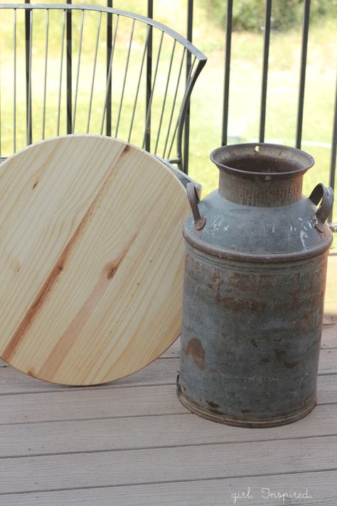 uses for antique milk cans | Construction is simple: Use a hole saw drill bit the size of your ... Milk Can Table, Milk Can Decor, Antique Milk Can, Old Milk Cans, Vintage Milk Can, Milk Cans, Outdoor Projects, Country Decor, Flea Market