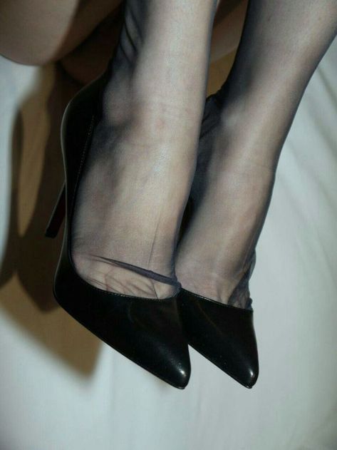 Dark feminine energy Nylons Heels, Stockings, High Heels, Fashion Inspo, Vogue, Fashion Outfits, Black And White, My Style, Heels