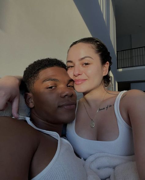 Black Man White Girl, Mixed Race Couple, Black And White Couples, Interacial Couples, Mixed Couples, Instagram Mom, Black Love Couples, Couples Vibe, Cute Relationship Photos