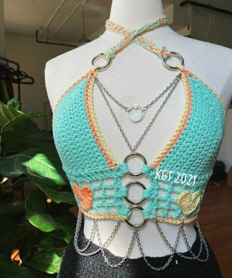 Crochet Rave Accessories, Crochet Rave Top, Crochet Rave Outfit, Crochet Top Step By Step, Crochet Rave, Easy Crochet Top Pattern, Easy Crochet Top, Top A Crochet, Crochet Festival Top