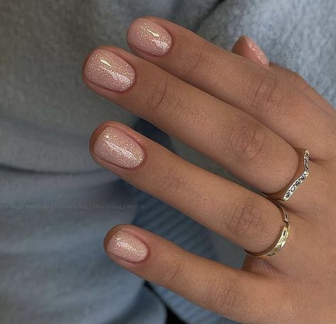 Manicure Ideas Sparkle, Short Gel Nail Designs Neutral, Simple Overlay Nails, Shimmery Neutral Nails, Neutral Glitter Nails Short, Nude With Sparkle Nails, Pink Sparkle Nails Short, Nude Glitter Nails Short, Short Sparkle Nails