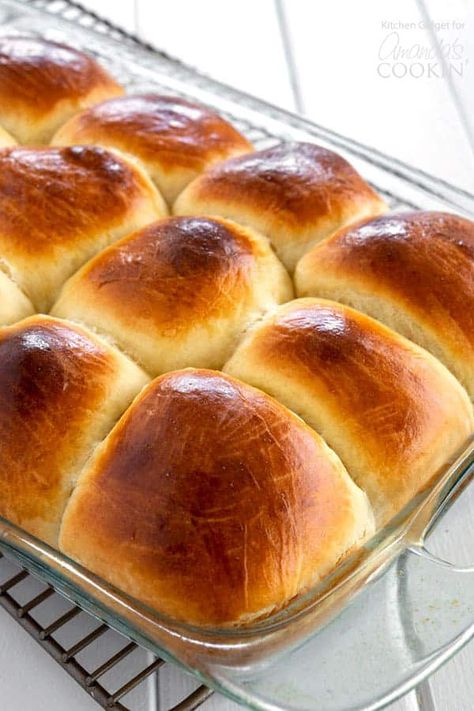 Homemade Hawaiian Rolls, Rolls Without Yeast, Best Yeast Rolls, Soft Dinner Rolls, Hawaiian Buns, Hawaiian Bread, Hawaiian Desserts, Rolls Homemade, Bread Dinner