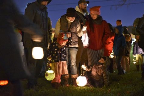 Living Arts Weekly: Martinmas and the Festivals of Lights – LifeWays Waldorf Lantern, Lantern Walk, Walk At Home, Winter Cloak, Handmade Lanterns, Warm Apple Cider, Lantern Ideas, Traditional Song, Waldorf School