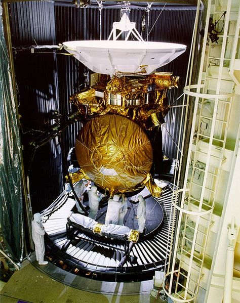 25 years ago: Cassini-Huygens launches for Saturn Cassini Saturn, Juno Spacecraft, Nasa Vintage, Hubble Pictures, Cassini Spacecraft, Space Probe, Nasa Jpl, Remote Sensing, History Photos