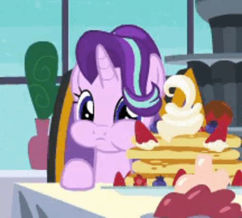 Starlight puts Twilight away | My Little Pony: Friendship is Magic | Know Your Meme Mlp Gif, Starlight Glimmer, Nom Nom Nom, Friendship Is Magic, Pinkie Pie, Know Your Meme, Ponies, Image Gallery, Nom Nom