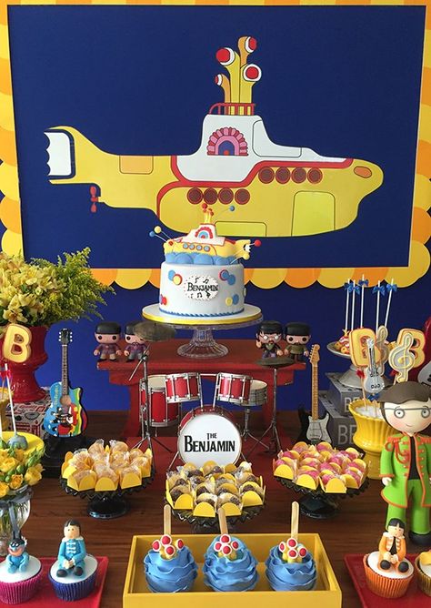 Beatles Baby Shower, Submarine Craft, Beatles Cake, Beatles Themed Party, Beatles Birthday Party, Beatles Kids, Beatles Theme, Beatles Baby, Beatles Birthday