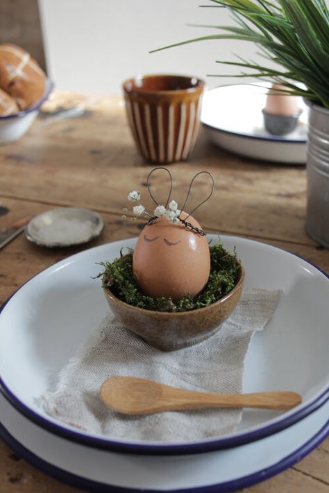 Neutral Nordic Easter decor www.hestershandmadehome.com Nordic Easter Decoration, Nordic Easter, Neutral Dinnerware, Neutral Easter Decor, Neutral Easter, Big Easter Eggs, Mood Candles, Easter Decor Ideas, Easter Cards Handmade