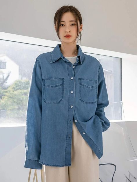 Dazy-Less Patched Pocket Denim Top | SHEIN Longsleeves Outfit, Kemeja Denim, Jean Button Up Shirt, Denim Shirt Outfit, Denim Top Women, Long Shirt Women, Muslim Outfits Casual, Desi Fashion Casual, Womens Denim Shirt