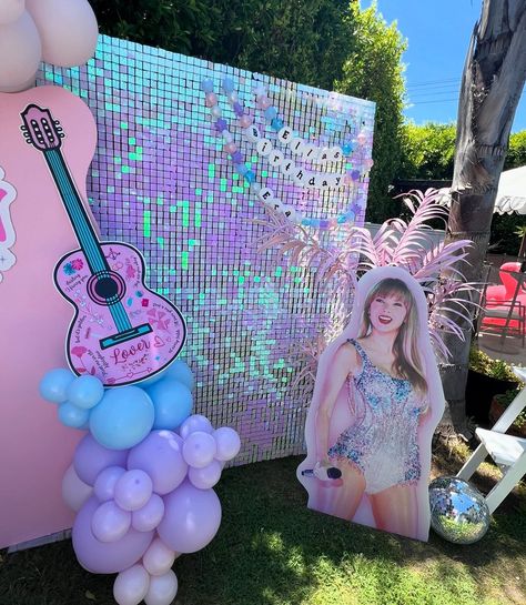 Host the perfect Taylor Swift birthday party with 80+ fun ideas for decor, games, and treats that every Swiftie will love! Taylor Swift Cutout, Taylor Swift Eras Tour Party, Eras Tour Party, Taylor Swift Birthday Party, Swiftie Party, Taylor Swift Birthday Party Ideas, Concert Vibes, Taylor Swift Christmas, Disco Birthday Party